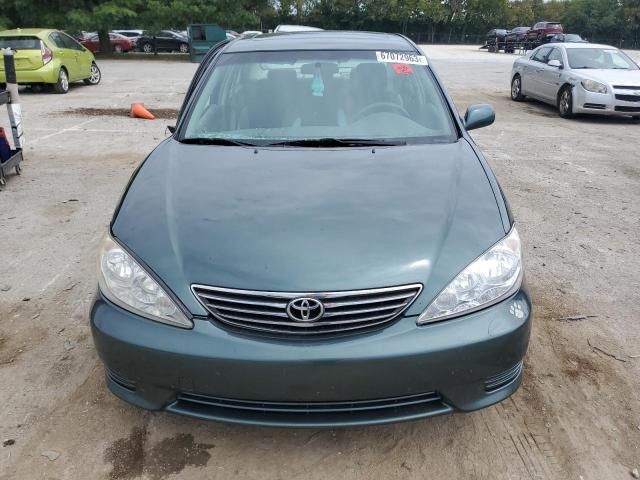 JTDBE32K263062291 - 2006 TOYOTA CAMRY LE GREEN photo 5