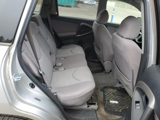 JTMZD33VX66020136 - 2006 TOYOTA RAV4 SILVER photo 10