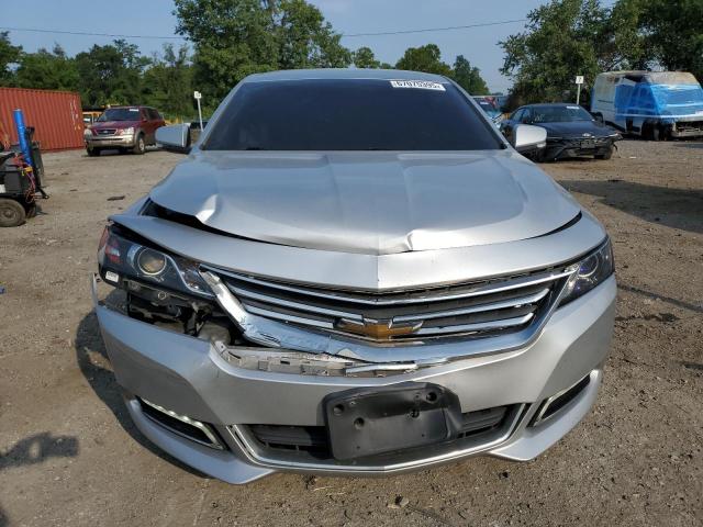2G1105S36J9129451 - 2018 CHEVROLET IMPALA LT 银色 照片 5