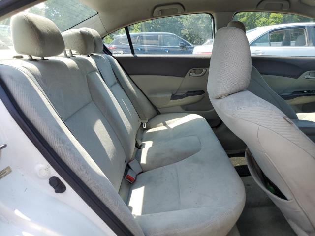 19XFB2F5XCE323597 - 2012 HONDA CIVIC LX WHITE photo 10