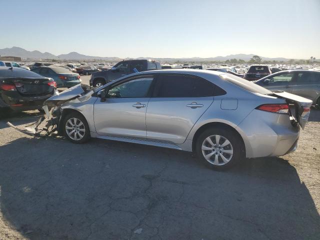 JTDEPRAE4LJ015440 - 2020 TOYOTA COROLLA LE SILVER photo 2