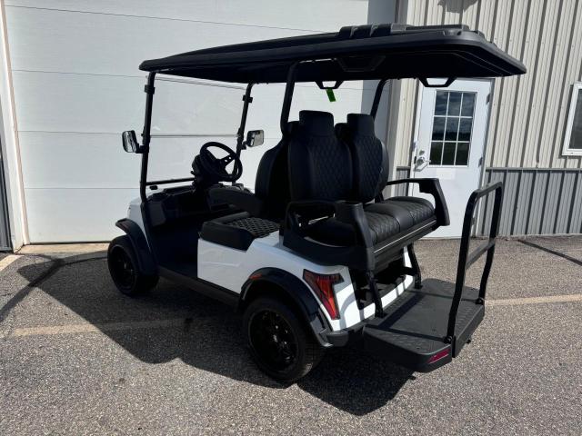 FC2201116 - 2024 FRME GOLF CART WHITE photo 3