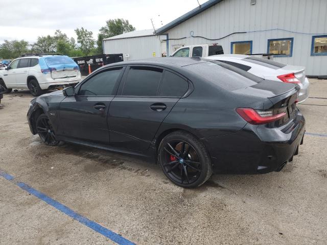 3MW39FS03P8D42106 - 2023 BMW 330XE BLACK photo 2