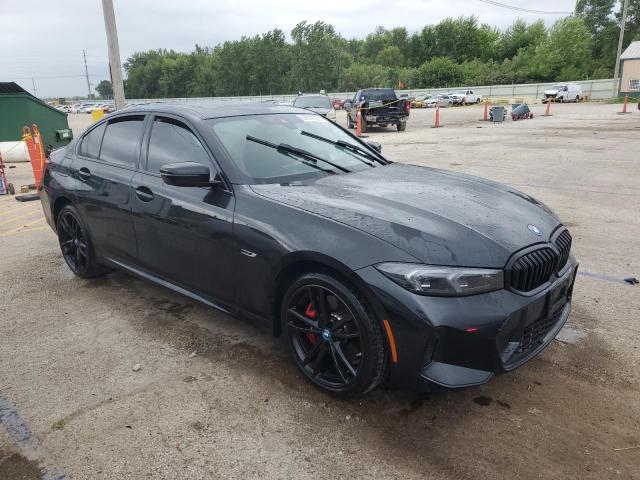 3MW39FS03P8D42106 - 2023 BMW 330XE BLACK photo 4