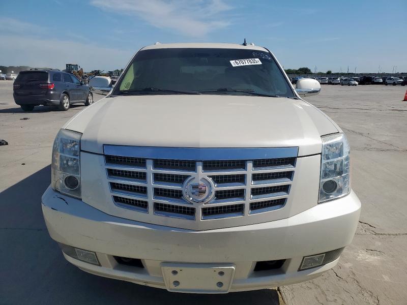 1GYUKJEF3AR215541 - 2010 CADILLAC ESCALADE ESV PREMIUM Белый фото 5