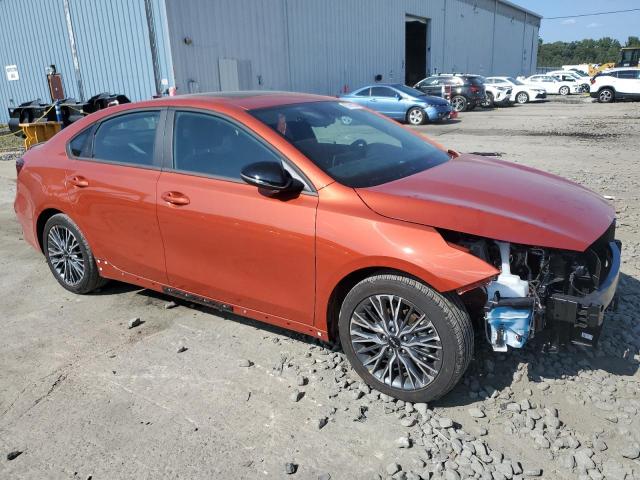 3KPF54AD3PE623425 - 2023 KIA FORTE GT LINE ORANGE photo 4