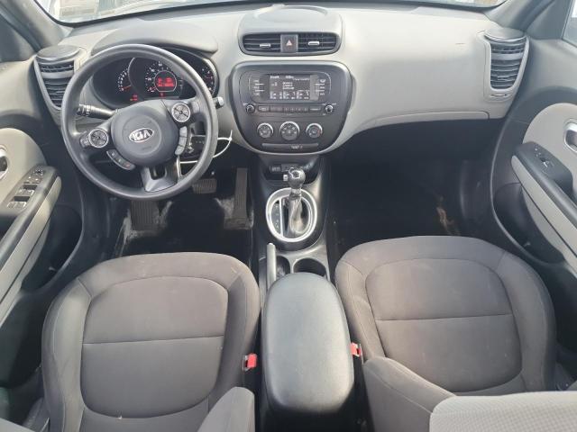 KNDJN2A20J7612130 - 2018 KIA SOUL 银色 照片 8