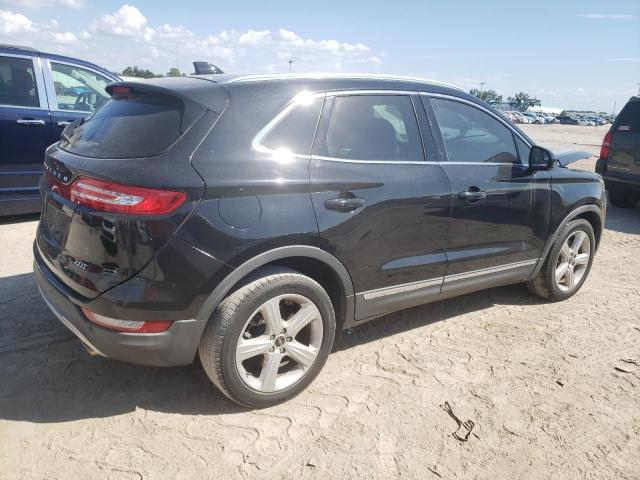 5LMCJ1C98JUL18249 - 2018 LINCOLN MKC PREMIERE BLACK photo 3