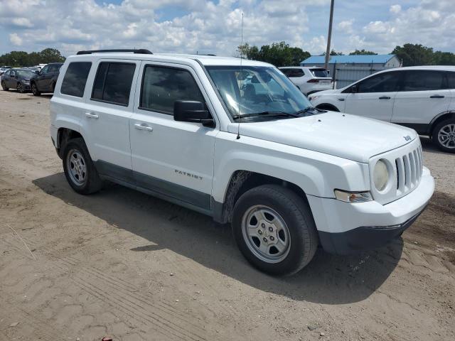 1J4NT1GA1BD287470 - 2011 JEEP PATRIOT SPORT WHITE photo 4