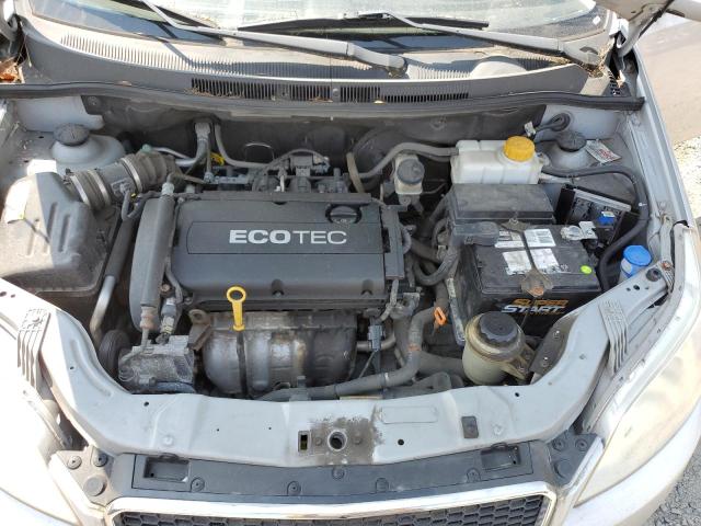 KL1TD66E29B309842 - 2009 CHEVROLET AVEO LS SILVER photo 12