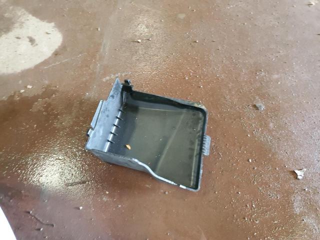 1G1ZC5EU1CF167078 - 2012 CHEVROLET MALIBU 1LT WHITE photo 12