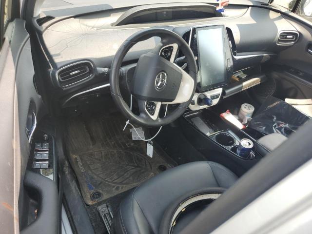 JTDKARFP0H3059221 - 2017 TOYOTA PRIUS PRIM فضي صورة 8