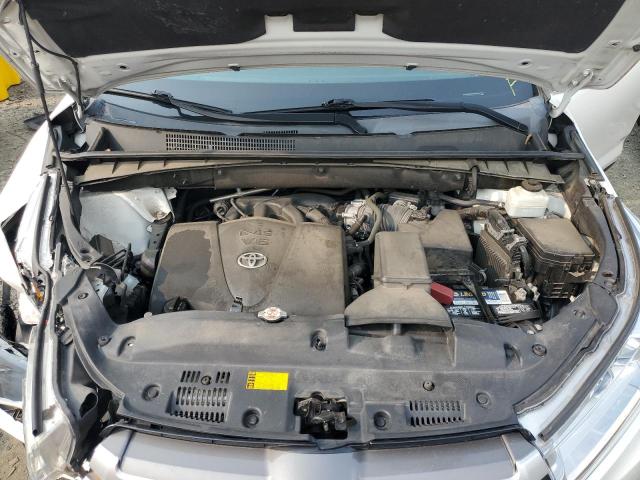 5TDJZRFHXKS590073 - 2019 TOYOTA HIGHLANDER SE 白色 照片 12
