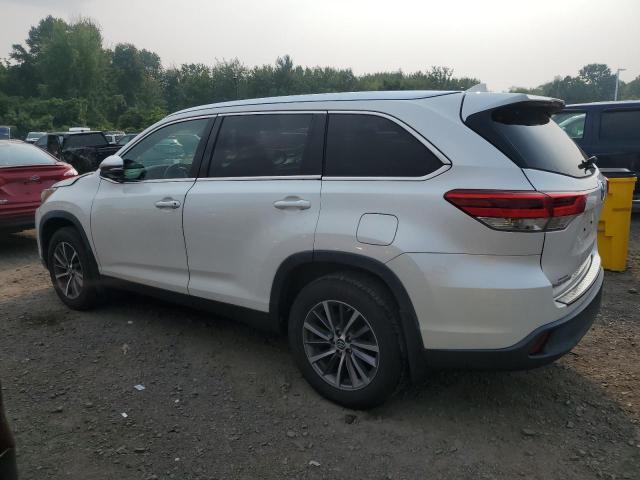 5TDJZRFHXKS590073 - 2019 TOYOTA HIGHLANDER SE 白色 照片 2