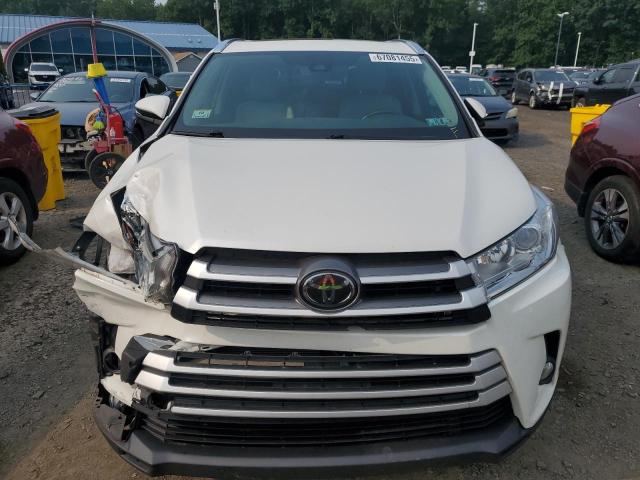 5TDJZRFHXKS590073 - 2019 TOYOTA HIGHLANDER SE 白色 照片 5