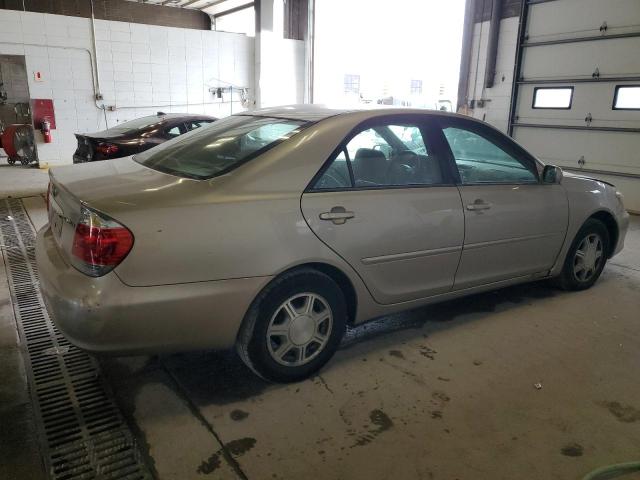 4T1BE32K75U385028 - 2005 TOYOTA CAMRY LE BEIGE photo 3