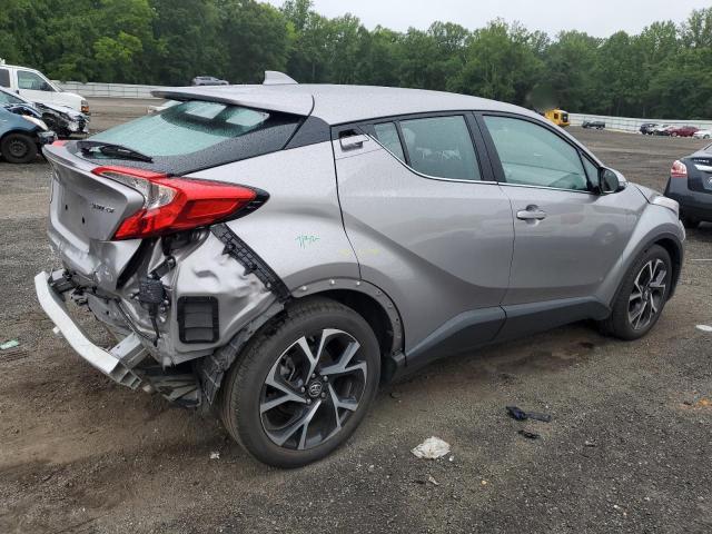 NMTKHMBX5KR101519 - 2019 TOYOTA C-HR XLE 银色 照片 3
