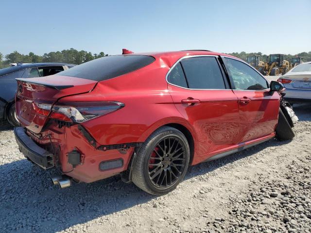 4T1T11AK5PU166075 - 2023 TOYOTA CAMRY SE NIGHT SHADE RED photo 3
