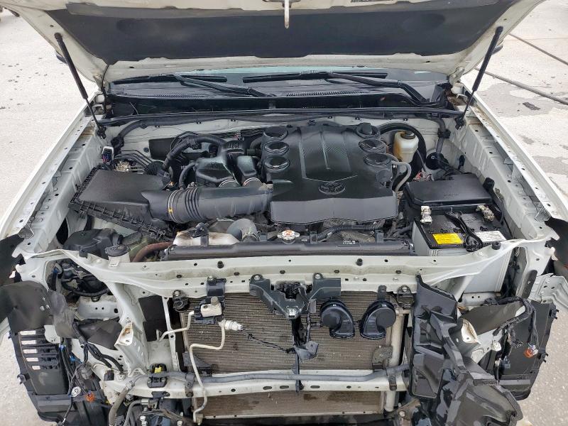 JTEZU5JR3J5188325 - 2018 TOYOTA 4RUNNER SR5 Ağ foto 12