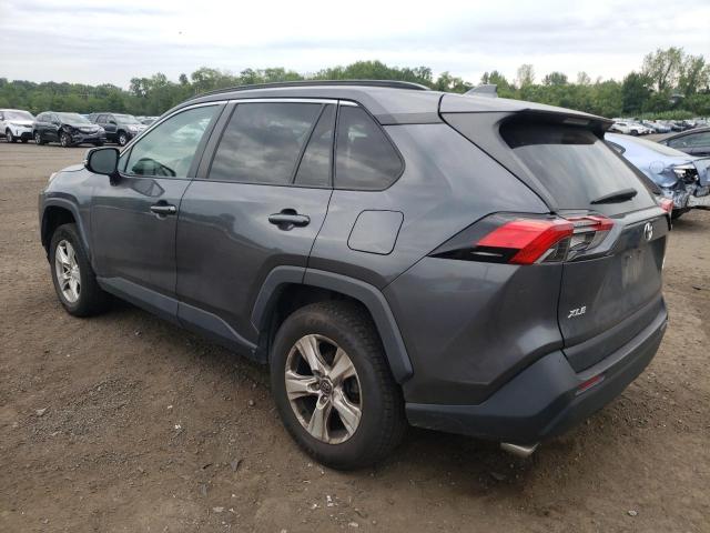 2T3P1RFV1MC146977 - 2021 TOYOTA RAV4 XLE GRAY photo 2