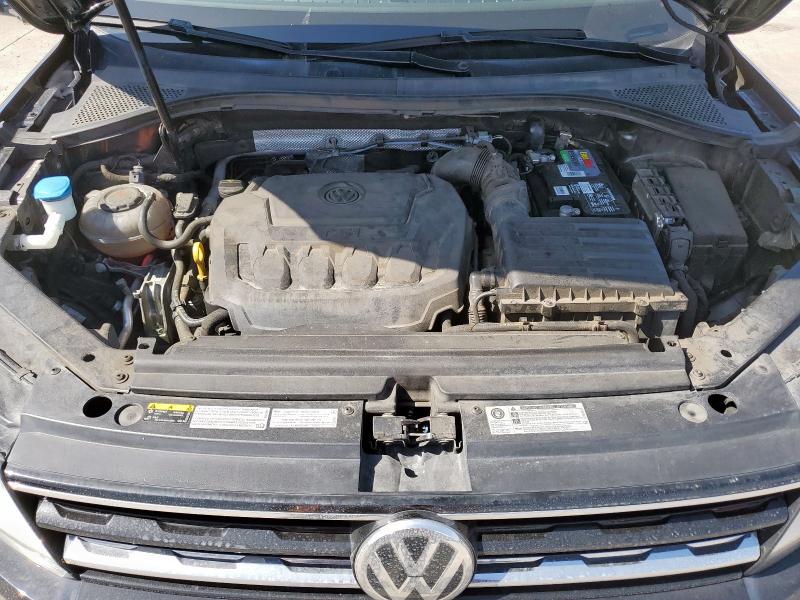 3VV2B7AX5JM146496 - 2018 VOLKSWAGEN TIGUAN SE BLACK photo 11