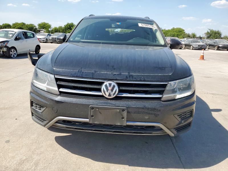3VV2B7AX5JM146496 - 2018 VOLKSWAGEN TIGUAN SE BLACK photo 5