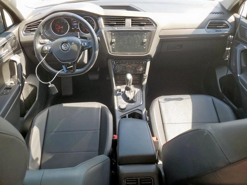 3VV2B7AX5JM146496 - 2018 VOLKSWAGEN TIGUAN SE BLACK photo 8