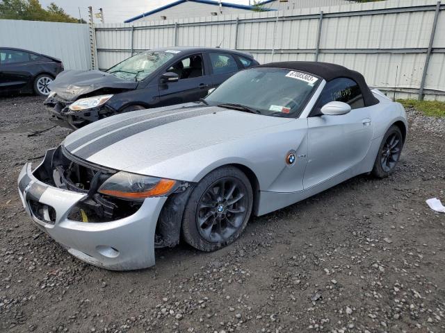 4USBT33504LR67537 - 2004 BMW Z4 2.5 SILVER photo 1