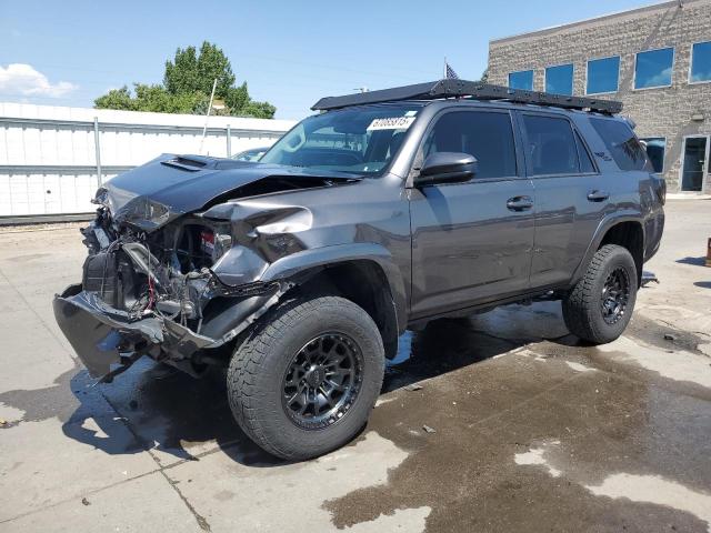 JTEBU5JR2J5550307 - 2018 TOYOTA 4RUNNER SR5/SR5 PREMIUM GRAY photo 1