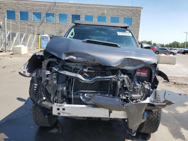 JTEBU5JR2J5550307 - 2018 TOYOTA 4RUNNER SR5/SR5 PREMIUM GRAY photo 5