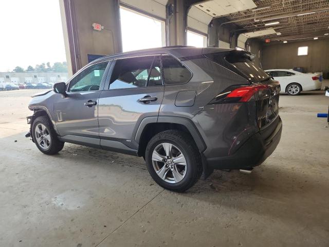 4T3RWRFVXNU056169 - 2022 TOYOTA RAV4 XLE Grau Foto 2