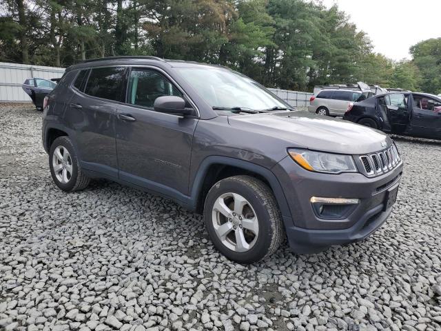 3C4NJDBB1LT156676 - 2020 JEEP COMPASS LATITUDE GRAY photo 4