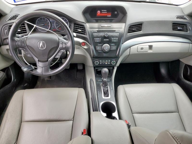 19UDE2F30GA000957 - 2016 ACURA ILX BASE WATCH PLUS BLACK photo 8