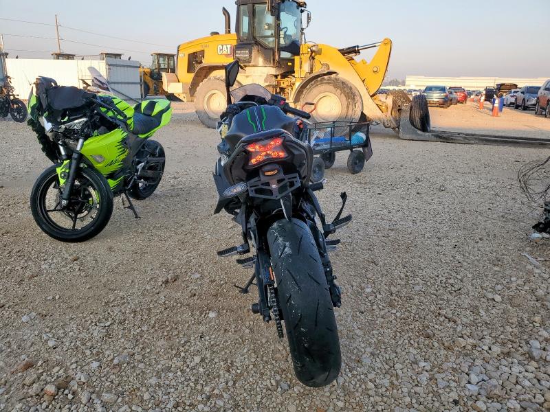 ML5EXER16RDAD5876 - 2024 KAWASAKI EX650 R GREEN photo 4