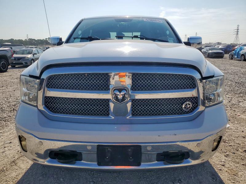 1C6RR6LT7JS221890 - 2018 RAM 1500 SLT Weiß Foto 5