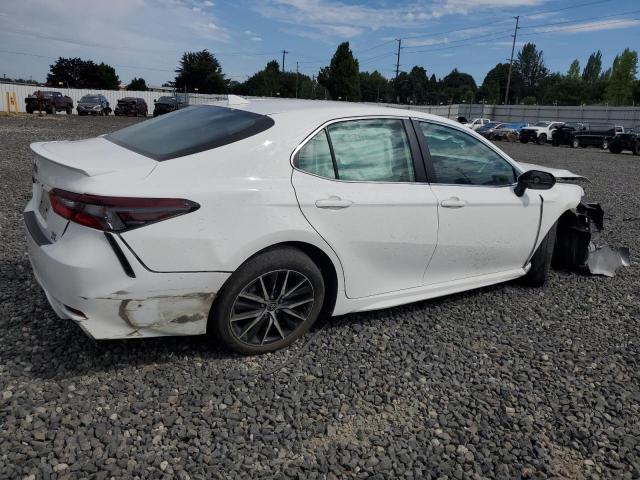 4T1G11BK7PU085031 - 2023 TOYOTA CAMRY SE NIGHT SHADE WHITE photo 3