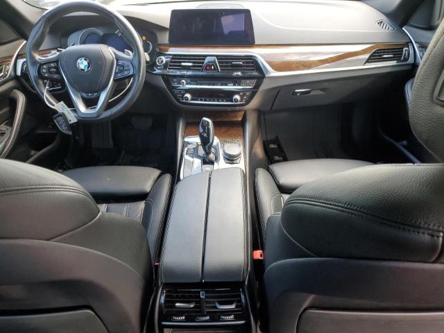 WBAJE7C57JWC55670 - 2018 BMW 540 XI WHITE photo 8