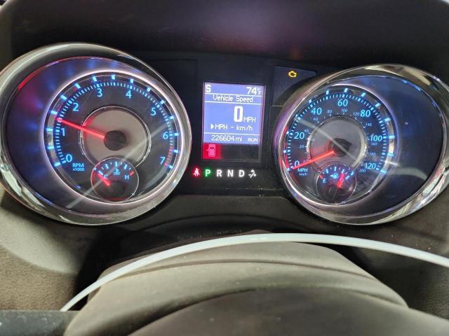 2C4RC1CG0DR647460 - 2013 CHRYSLER TOWN & COU TOURING L RED photo 9