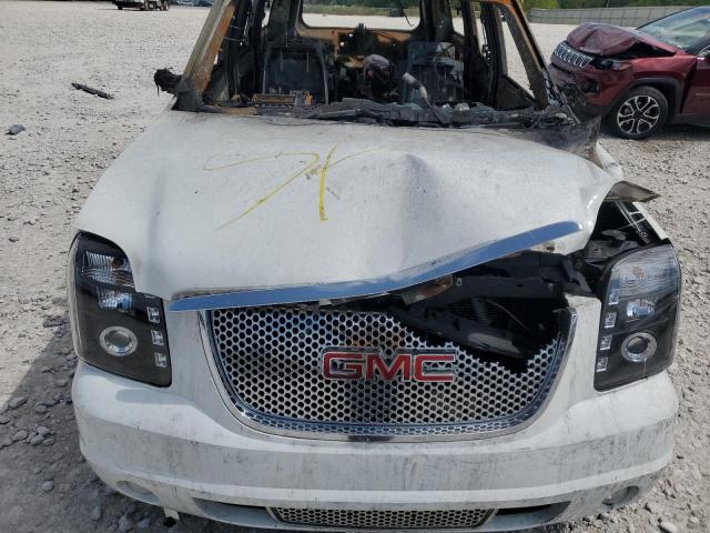 1GKFK63897J176966 - 2007 GMC YUKON DENALI WHITE photo 12