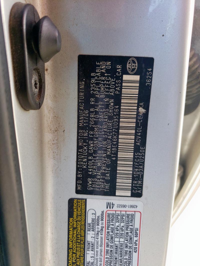 4T1BE46K77U095164 - 2007 TOYOTA CAMRY CE SILVER photo 12