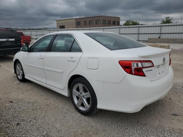 4T1BF1FK2DU671203 - 2013 TOYOTA CAMRY L WHITE photo 2