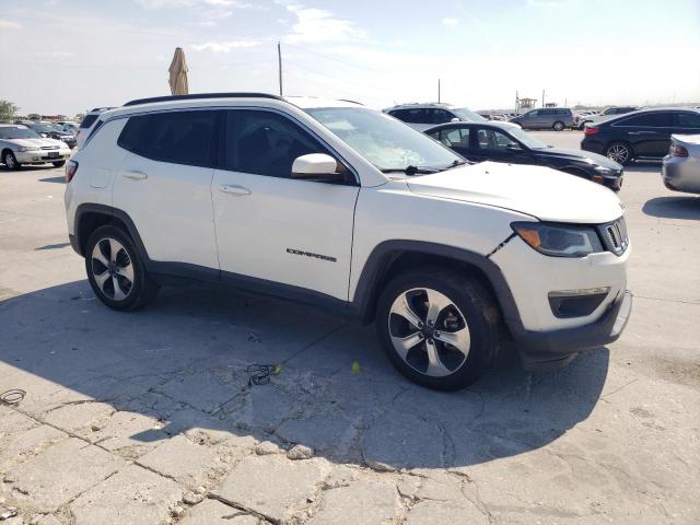 3C4NJDBB2JT206403 - 2018 JEEP COMPASS LATITUDE WHITE photo 4