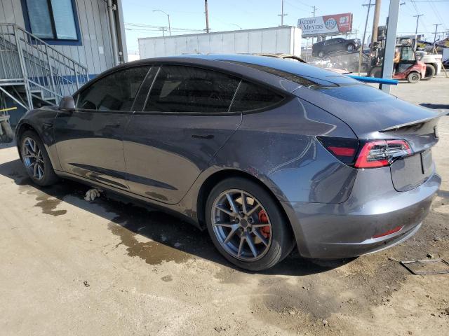 5YJ3E1EA5PF398081 - 2023 TESLA MODEL 3 Grau Foto 2