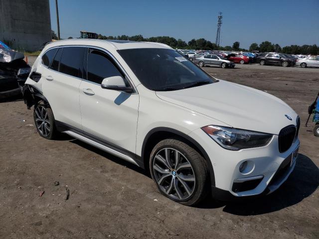 WBXHT3C30J5L27801 - 2018 BMW X1 XDRIVE28I WHITE photo 4