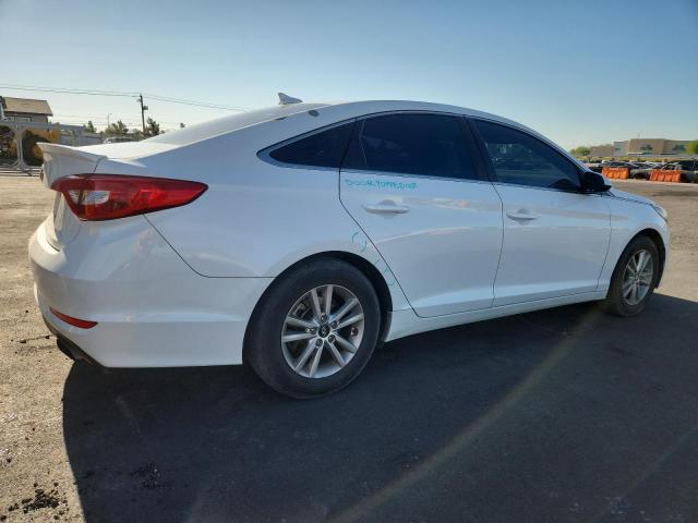 5NPE24AF8HH560339 - 2017 HYUNDAI SONATA SE WHITE photo 3