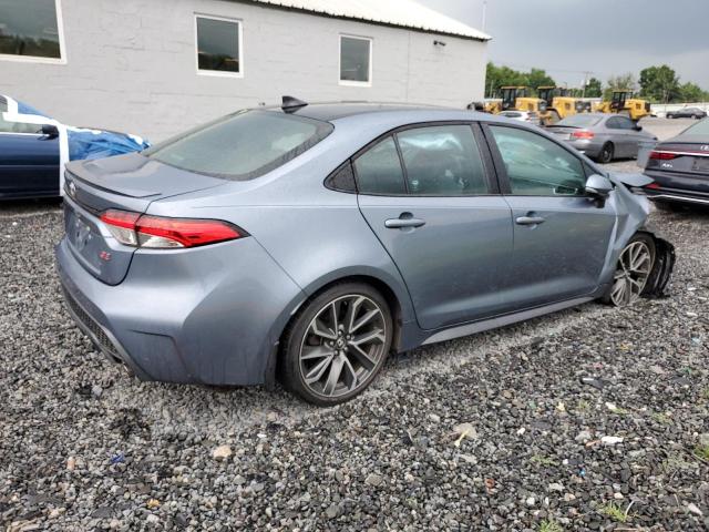 5YFP4MCE7NP102362 - 2022 TOYOTA COROLLA SE GRAY photo 3