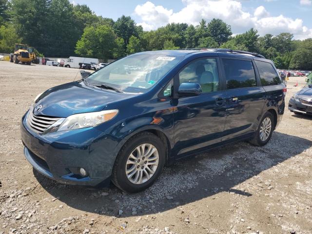 2011 TOYOTA SIENNA XLE, 