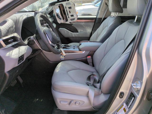 5TDKDRAH3SS555482 - 2025 TOYOTA HIGHLANDER LE ვერცხლისფერი ფოტო 7