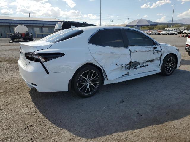 4T1G11AK9RU841690 - 2024 TOYOTA CAMRY SE NIGHT SHADE WHITE photo 3