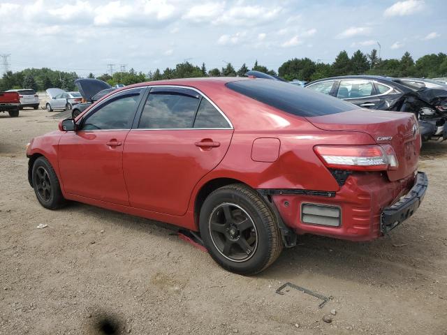 4T1BF3EK7BU126298 - 2011 TOYOTA CAMRY BASE RED photo 2
